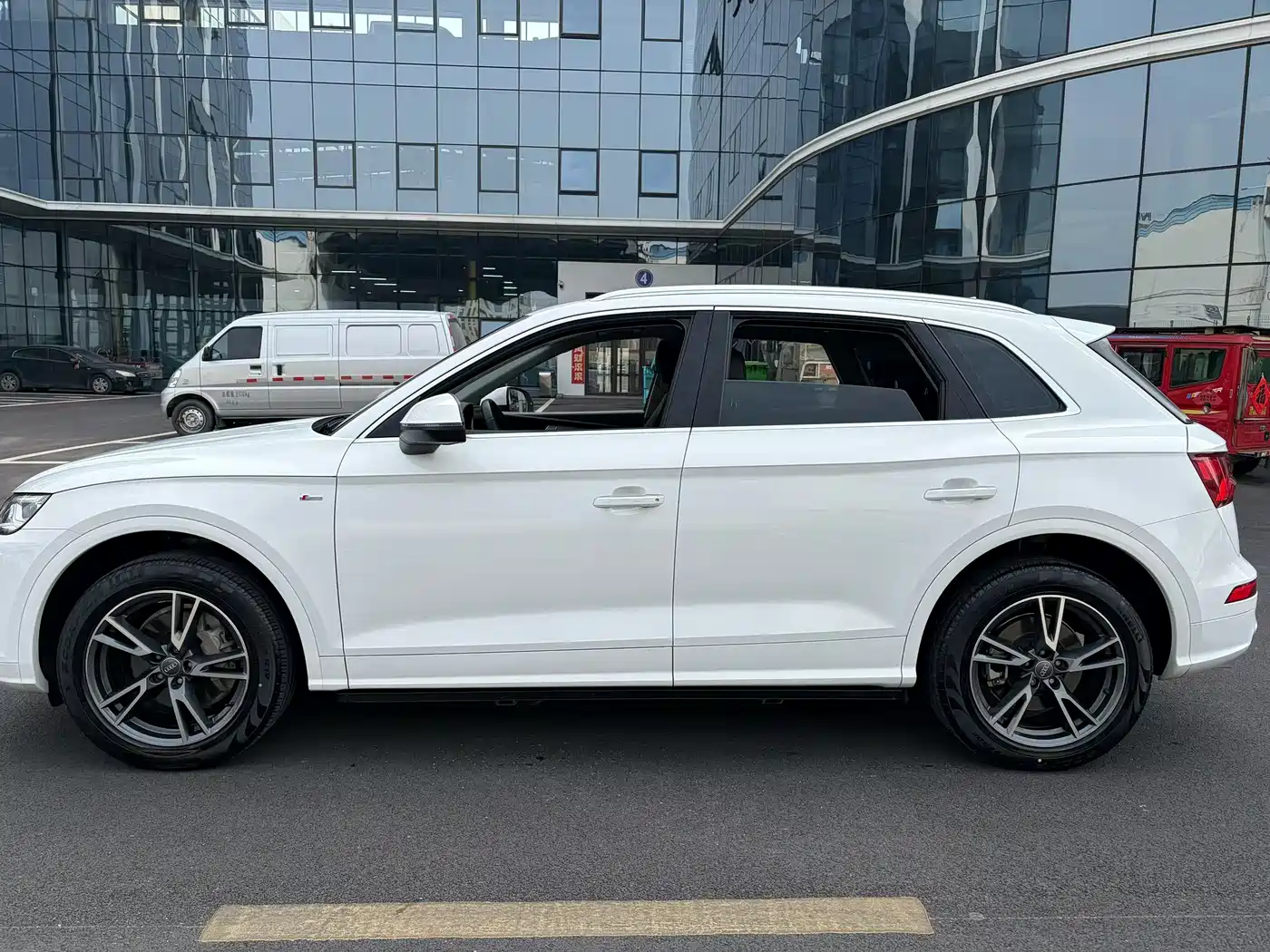 AUDI Q5L