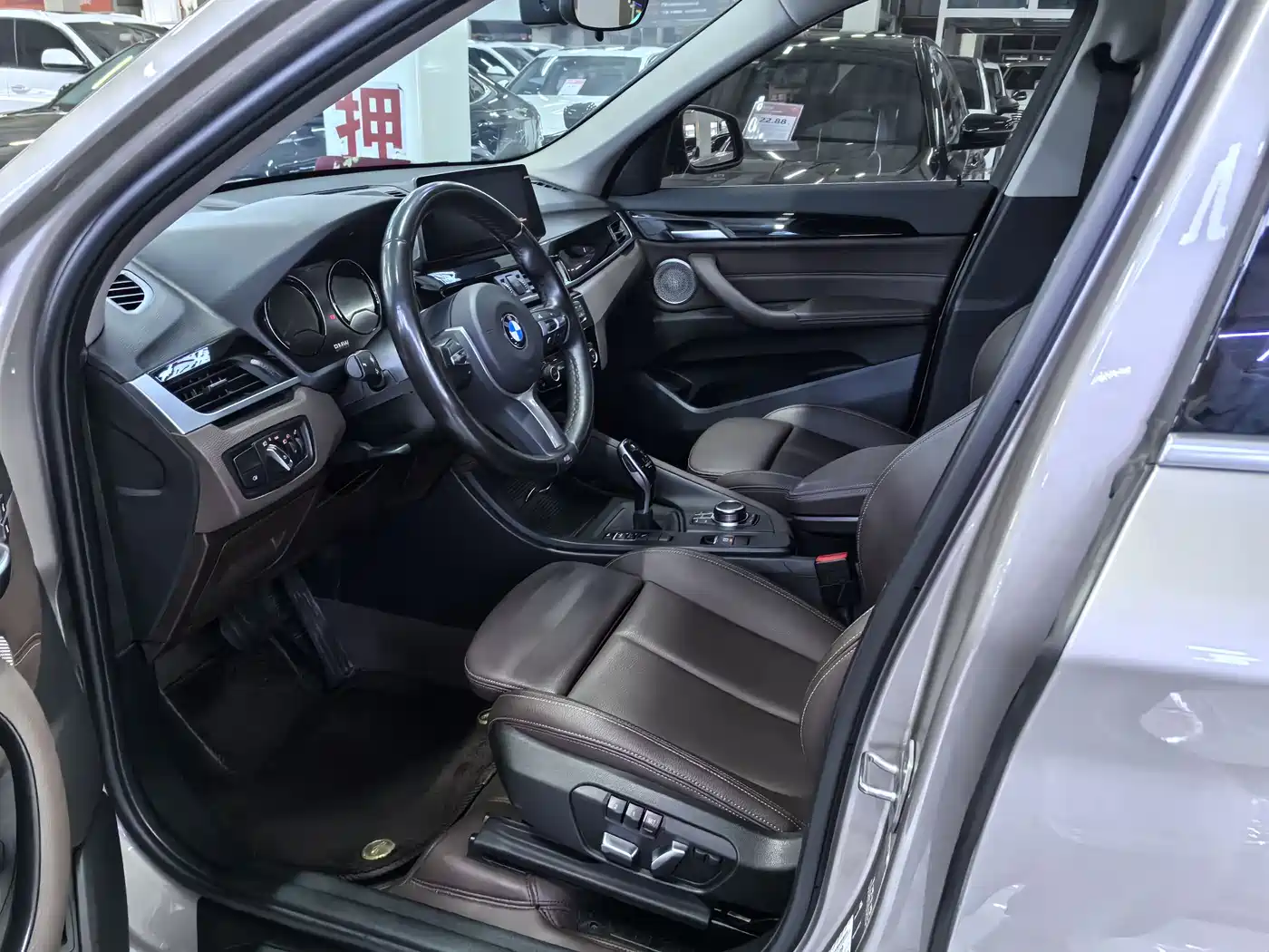 BMW X1 2022 sDrive25Li Leading фото 7