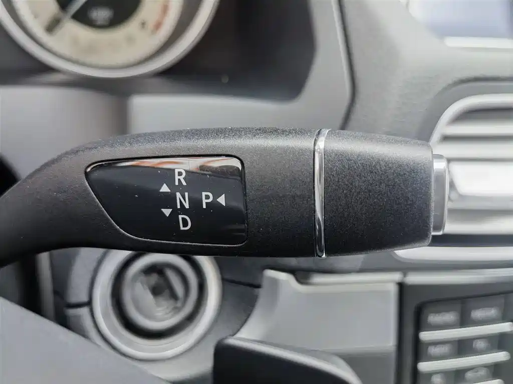 Mercedes-Benz E-Class (Import) 2014 E 200 Coupe фото 13