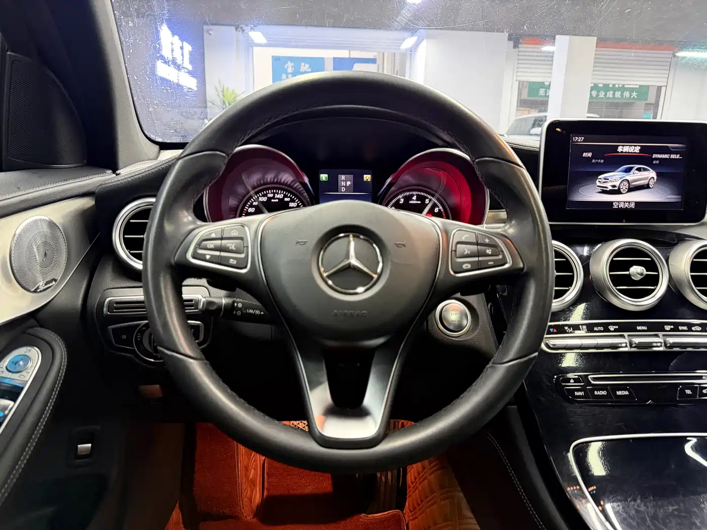 Mercedes-Benz GLC Coupe 2017 GLC 200 4MATIC Coupe SUV фото 8