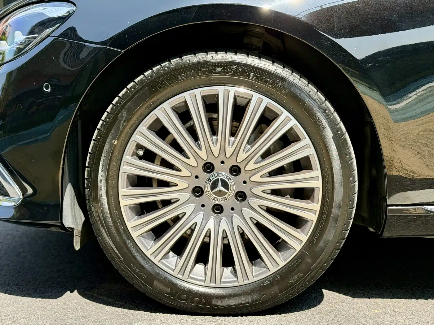 Mercedes-Benz E-Class 2022 E 300 L Fashion фото 10