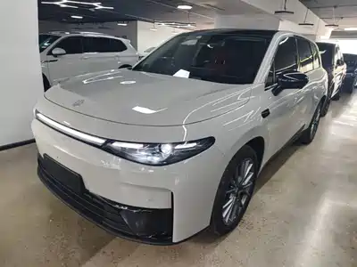 Leapmotor C10