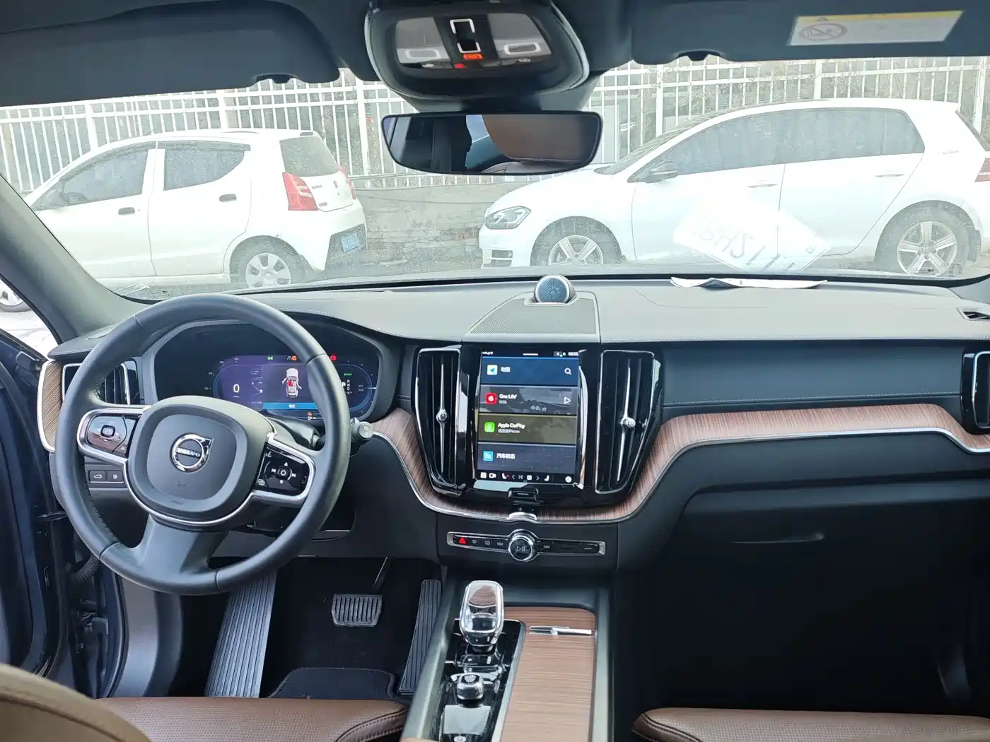 VOLVO XC60 PLUG-IN HYBRID