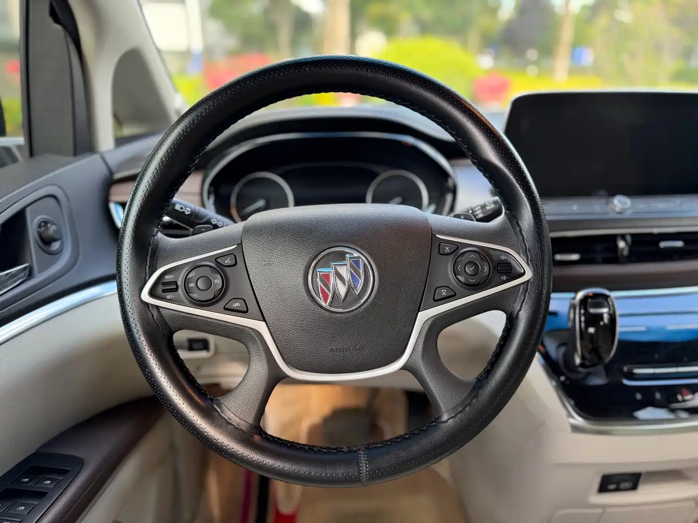 BUICK GL8