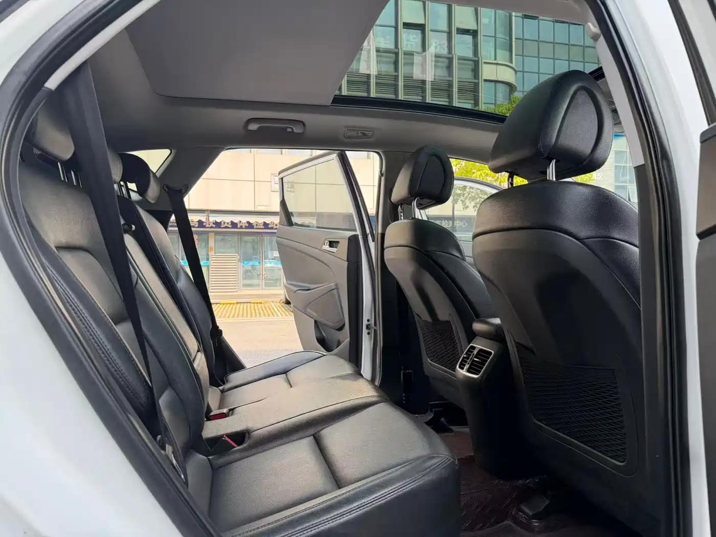 Hyundai Tucson 2015 1.6T Dual Clutch 2WD Smart фото 8