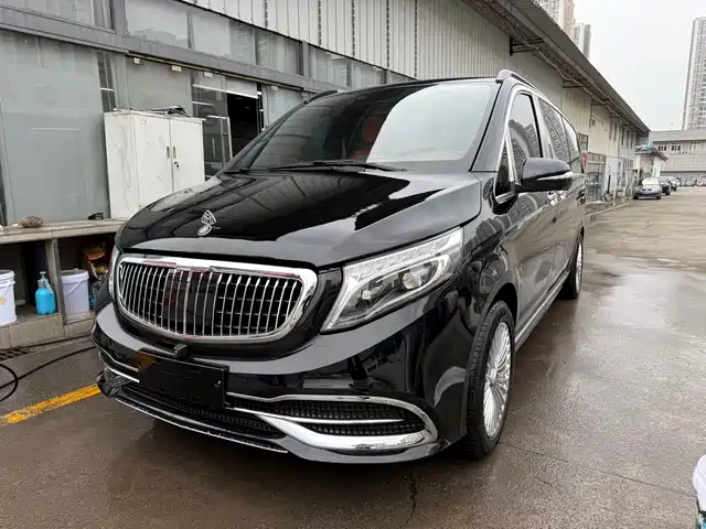 MERCEDES-BENZ V CLASS