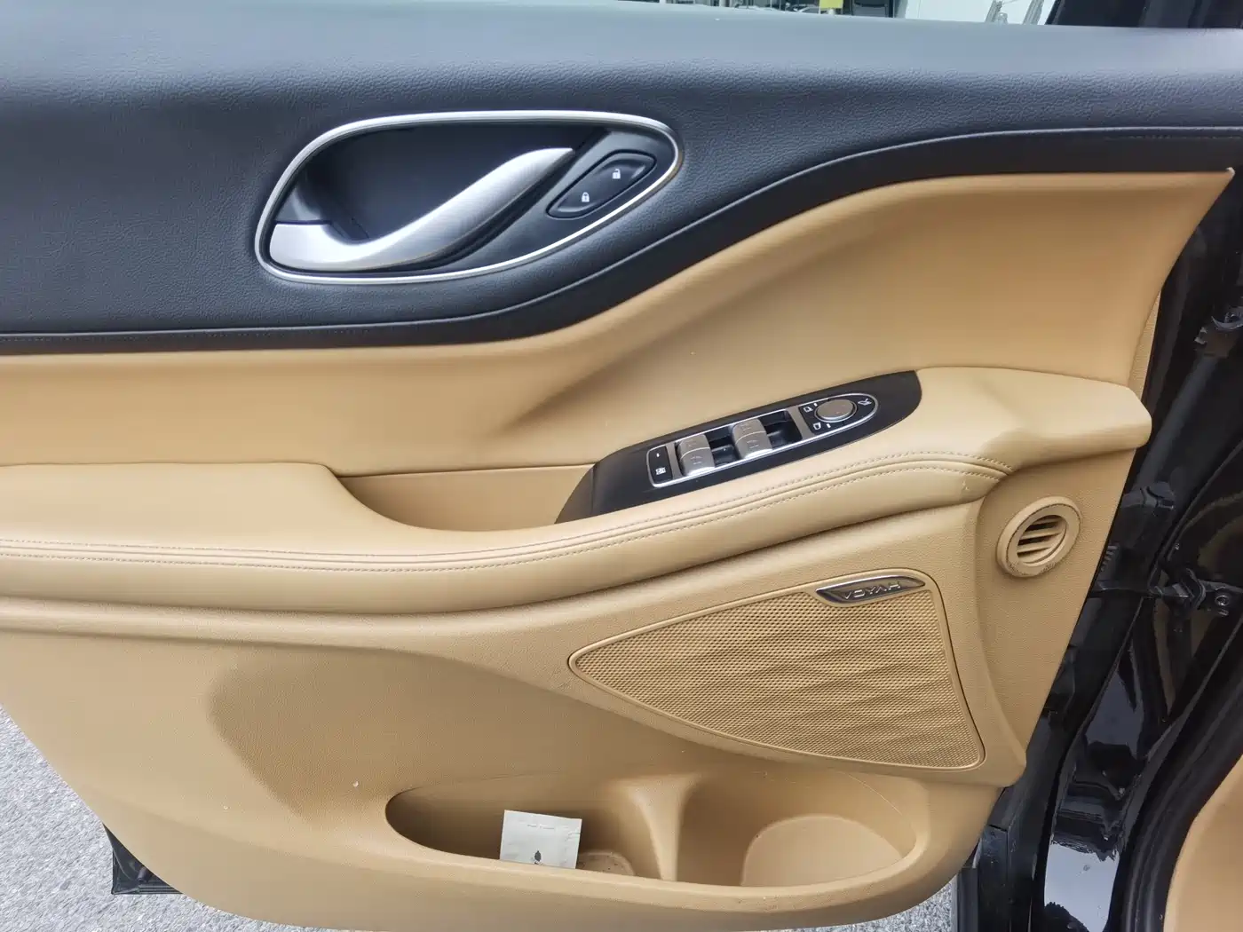 Voyah Auto Voyah Dreamer 2022 Low-carbon Dream+Smart Package фото 9