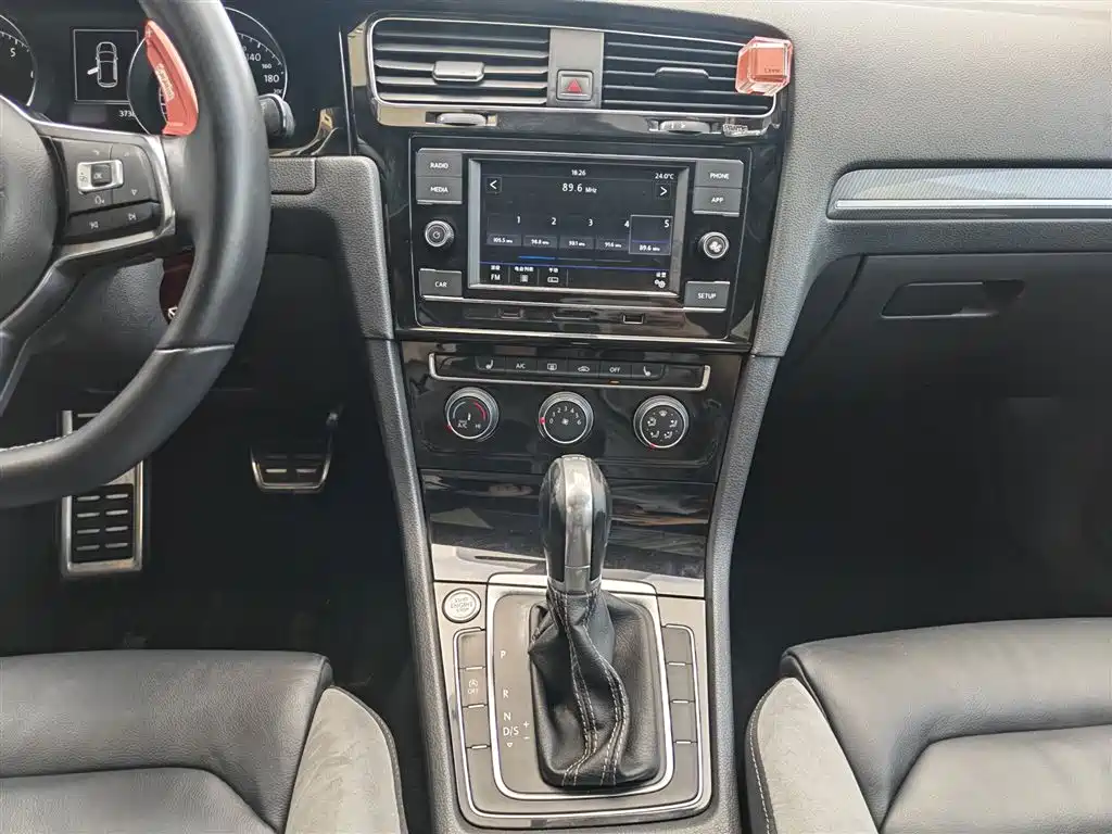 Volkswagen Golf 2018 280TSI Automatic R-Line Model фото 12
