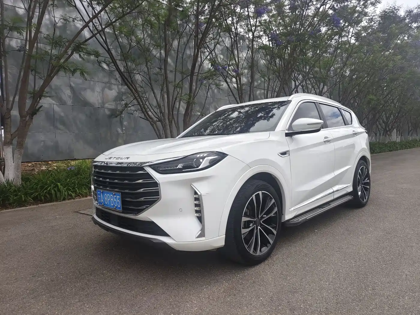 Jetour X70 PLUS 2021 1.6T DCT Di PRO+ 7-seater