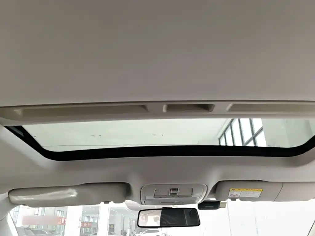 Roewe i6 2018 2018 20T Automatic Flagship Edition
