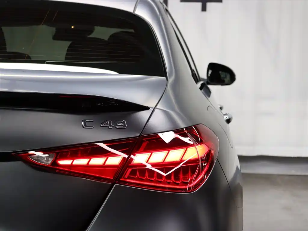 Mercedes-Benz C-Class AMG 2024 AMG C 43 4MATIC фото 24