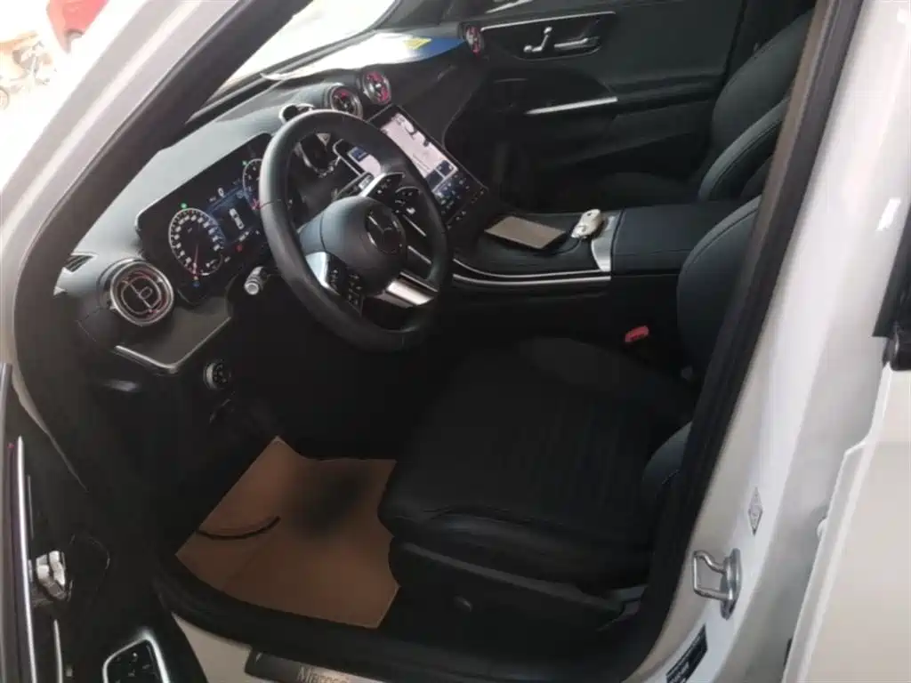Mercedes-Benz C-Class 2024 C 260 L Sport фото 15