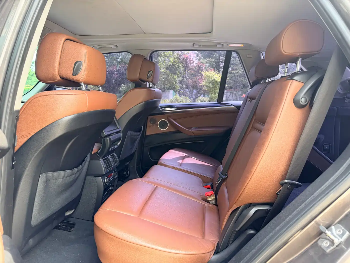 BMW X5 (Import) 2011 xDrive35i Leading Edition фото 9