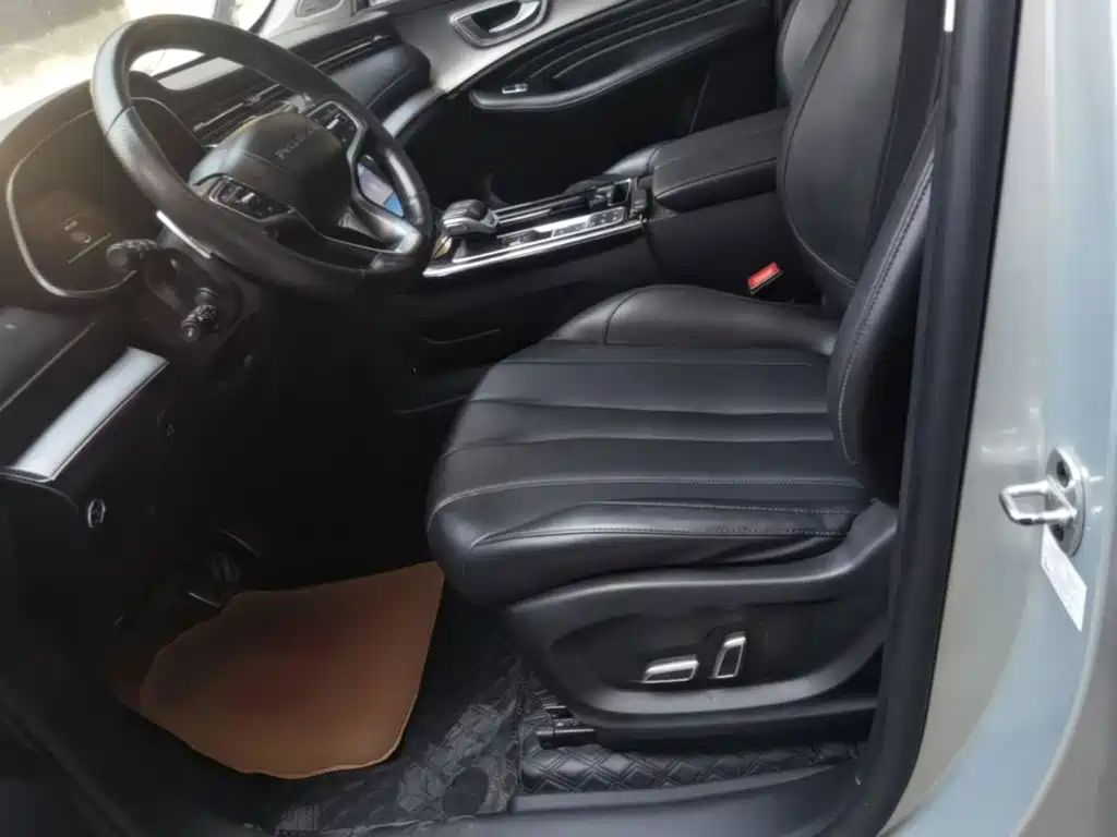 Roewe RX5 MAX 2019 2019 400TGI Automatic Smart Cockpit Flagship Edition