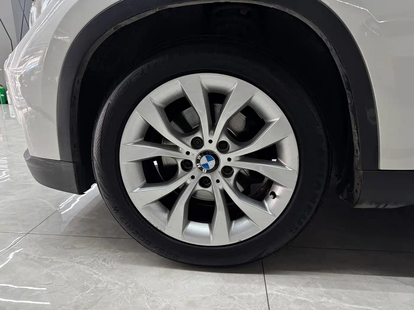 BMW X1 2013 sDrive18i Fashion фото 17