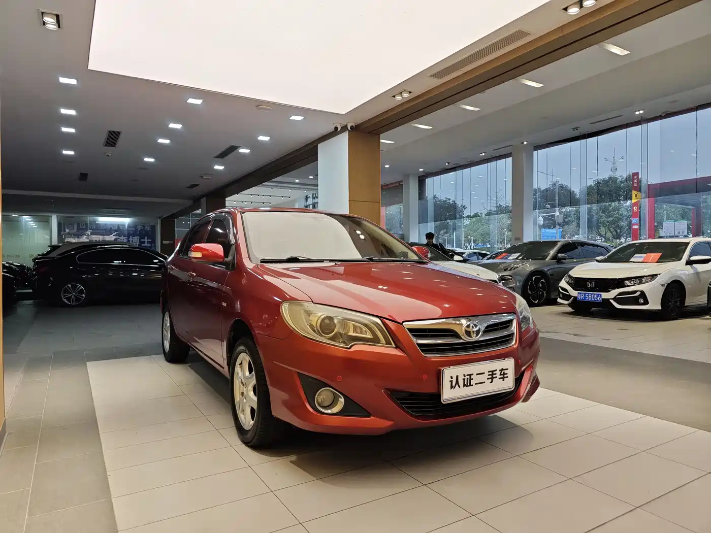 Toyota Corolla 2013 1.6L Automatic Excellence Edition фото 4