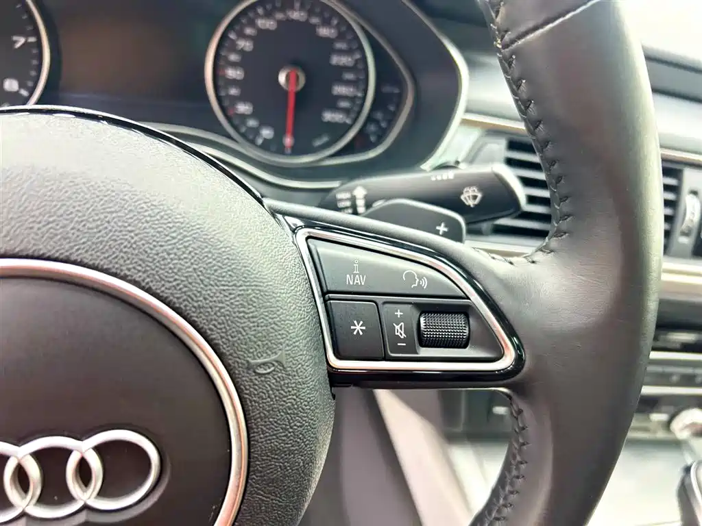 Audi A6L 2017 45 TFSI quattro Sport фото 12
