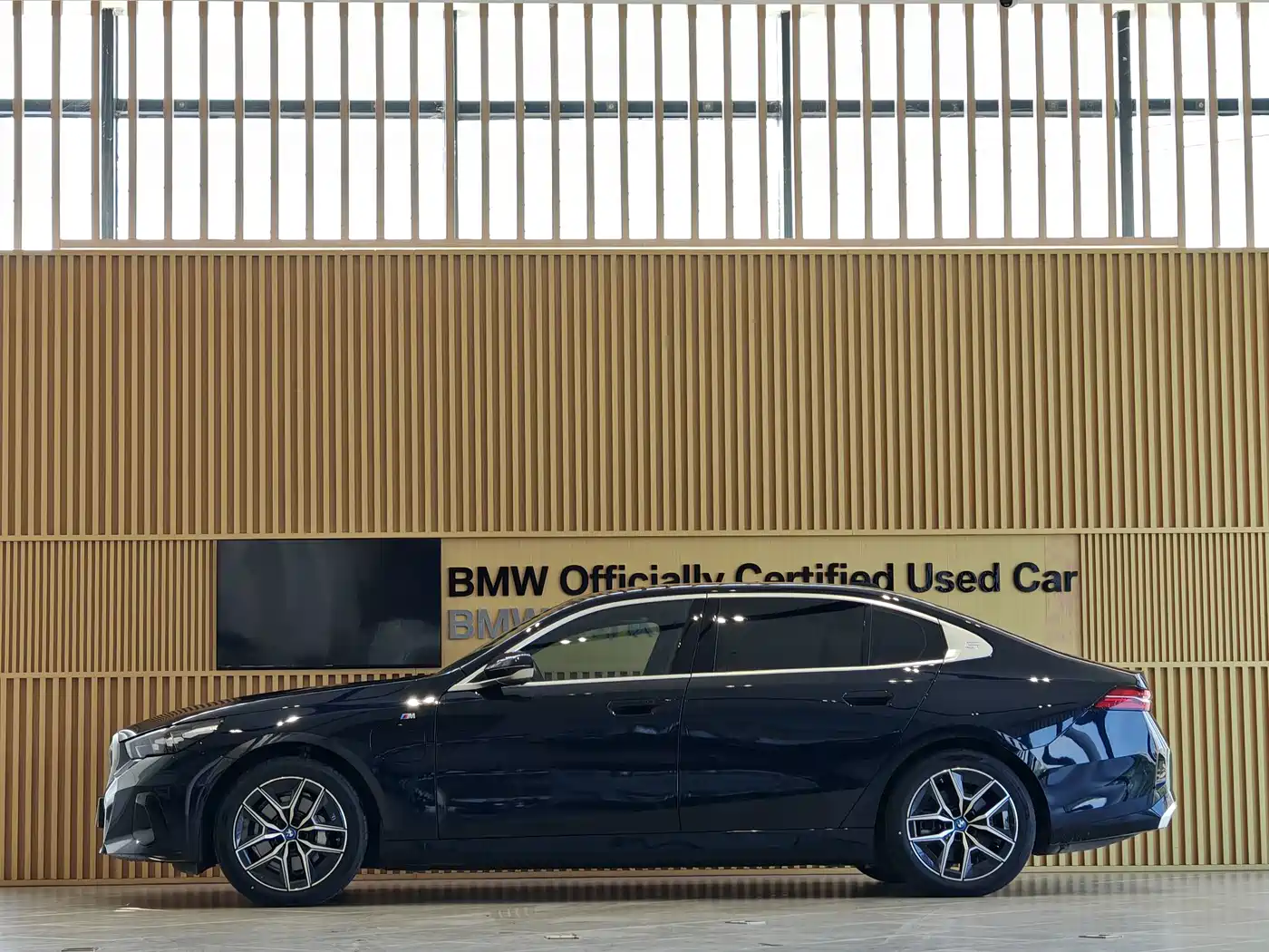 BMW i5 2026 2025 eDrive 35L M Sport Package