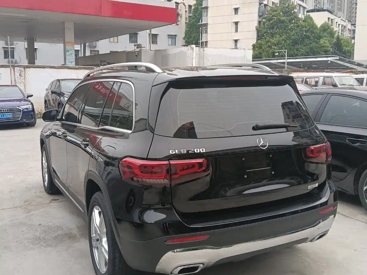 Mercedes-Benz GLB 2023 Facelift GLB 200 Dynamic фото 9