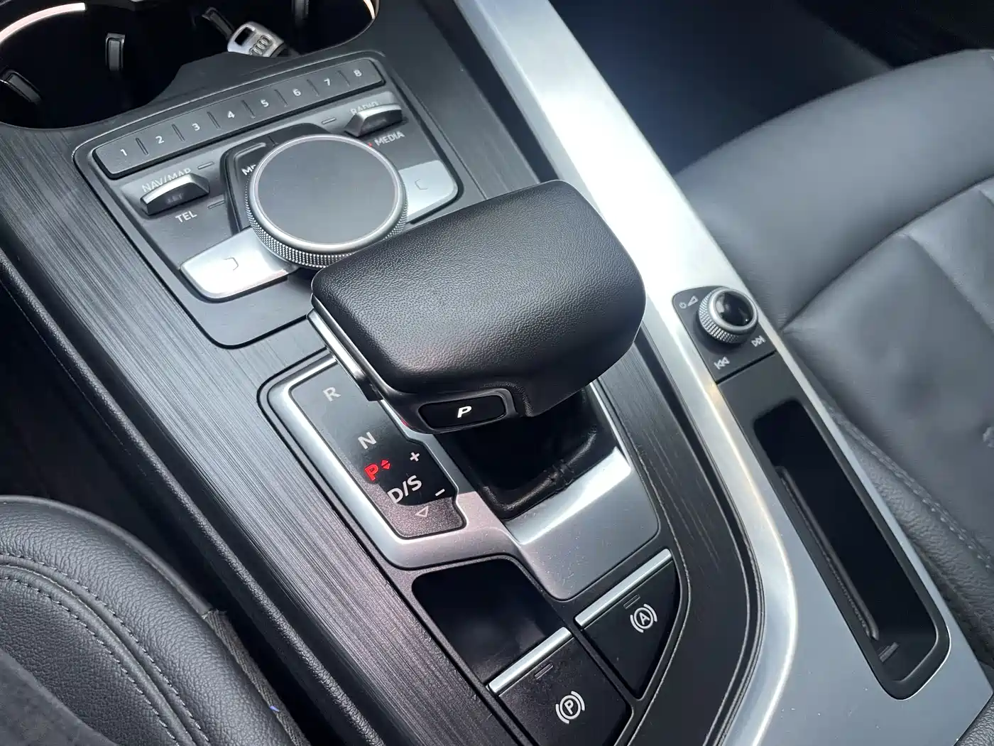 Audi A4L 2019 40 TFSI Fashion (China VI) фото 11