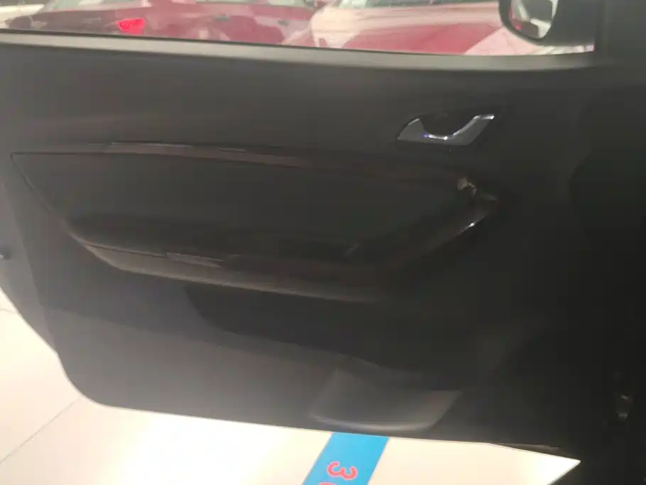 QQ New Energy Little Ant 2024 2024 Youth Edition 251km True Love Version 25.05kWh
