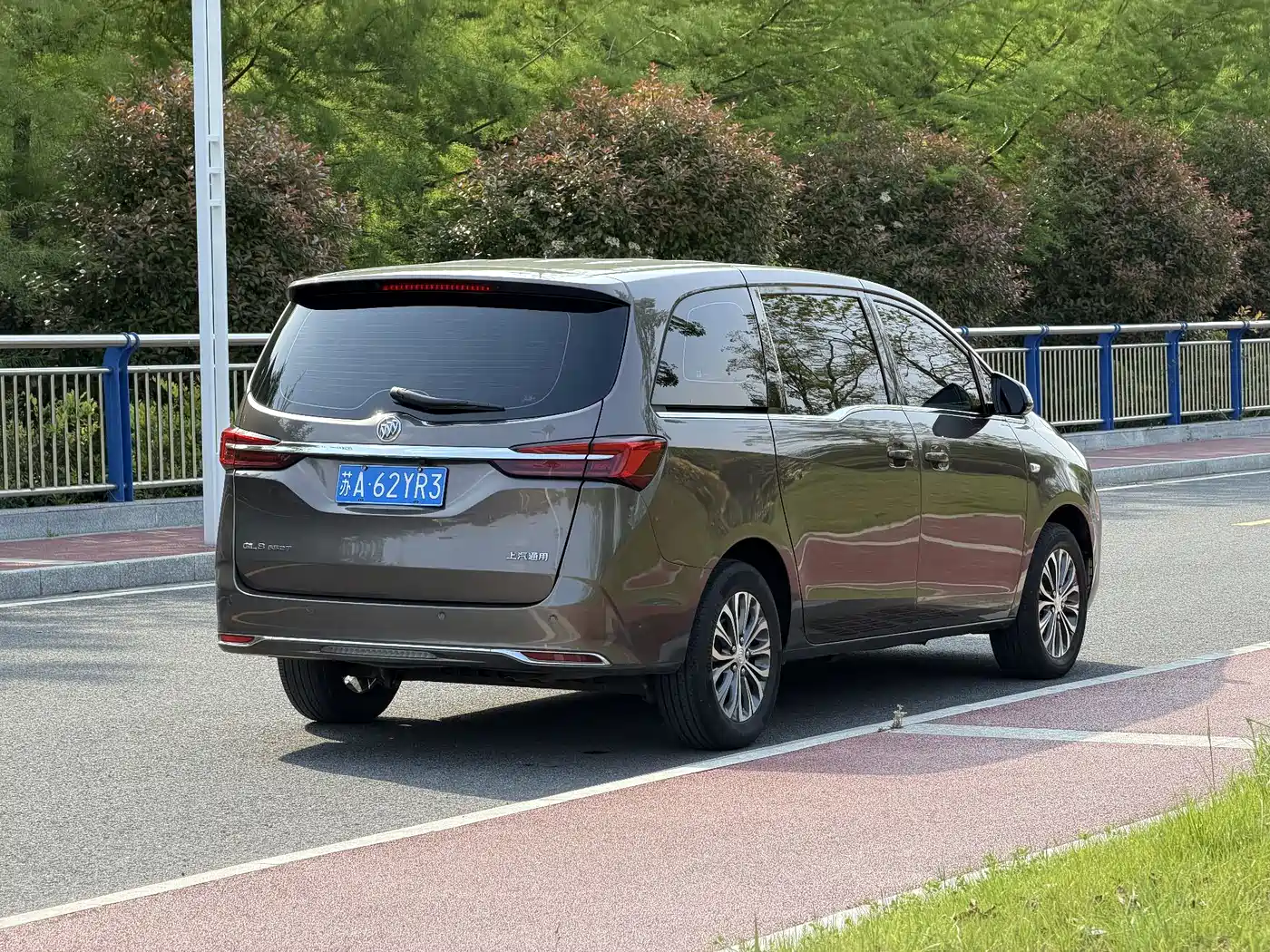 BUICK GL8