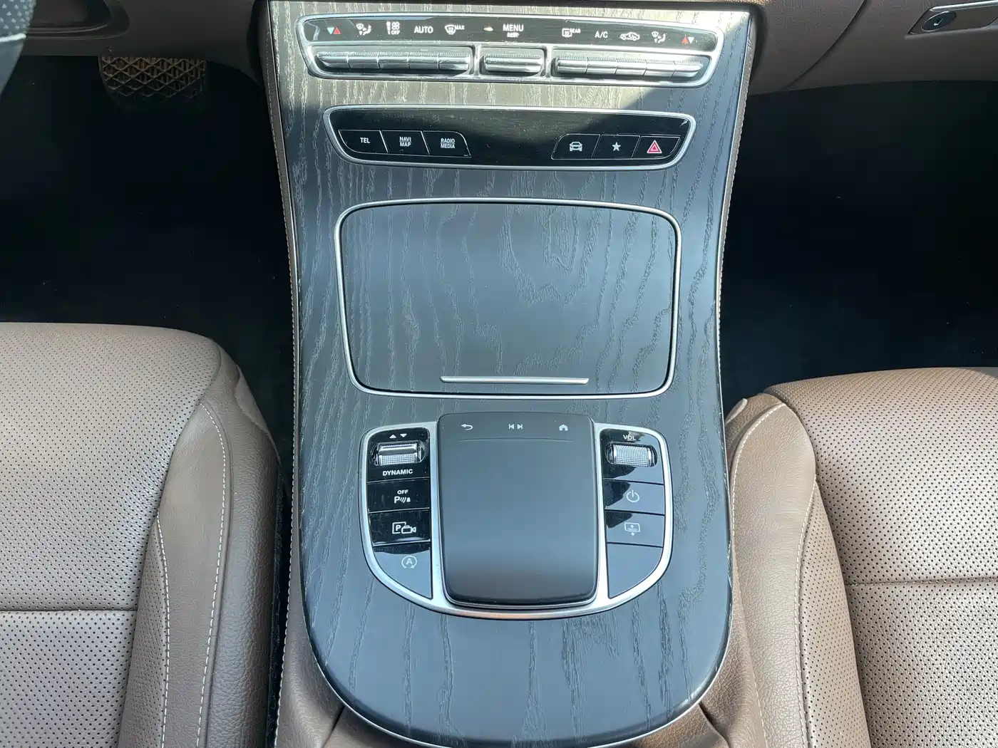 Mercedes-Benz E-Class 2021 E 300 L Sport Premium фото 11