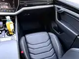 Фото 8 - Volkswagen Touareg