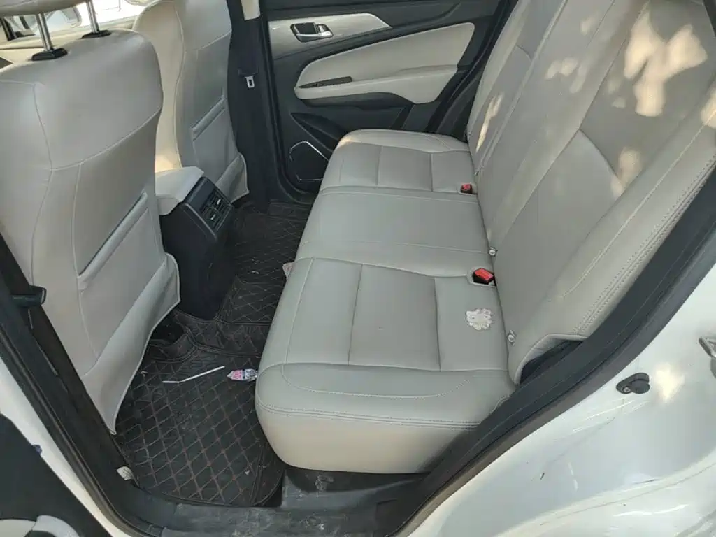 Photo 17 - BAIC Huansu S5