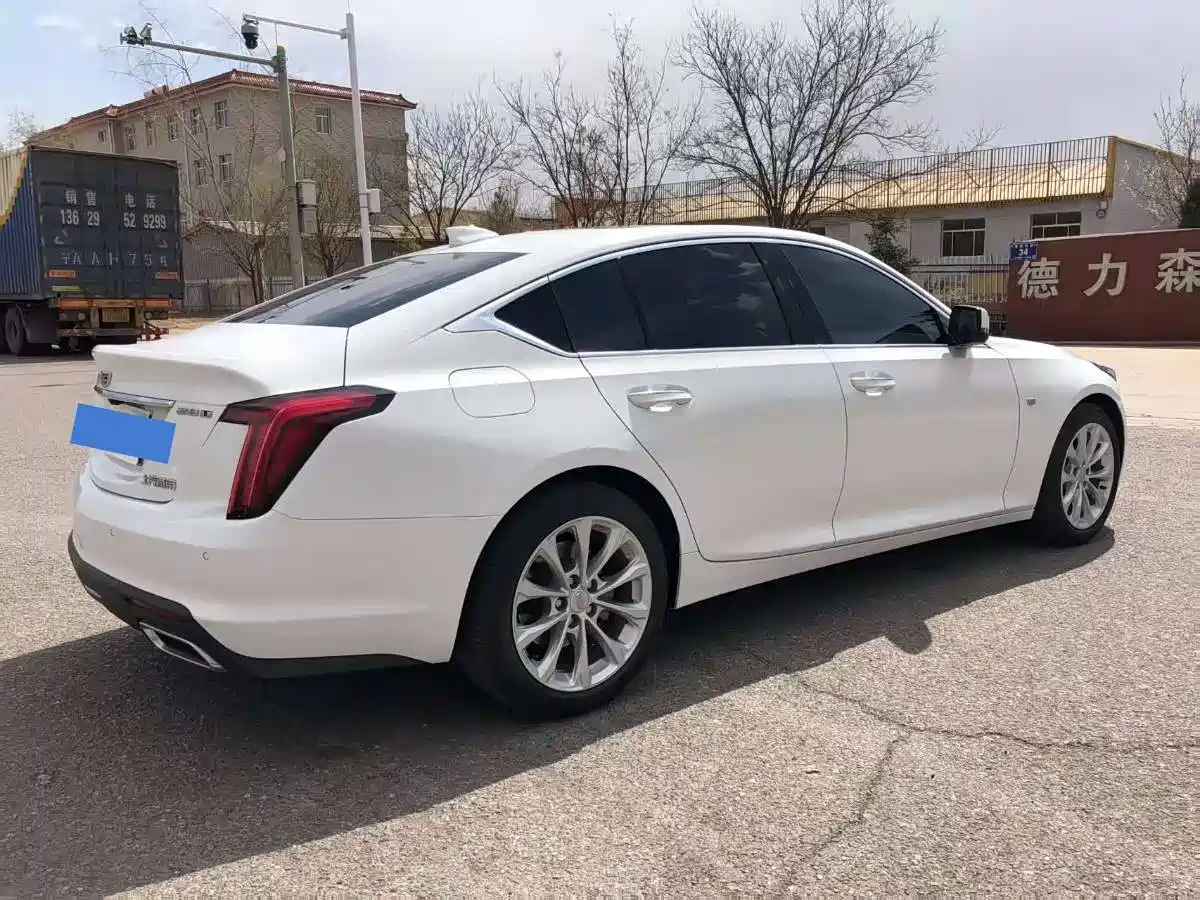 CADILLAC CT5