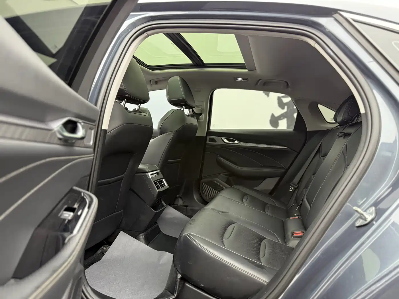 GEELY AUTOMOBILE XINGRUI