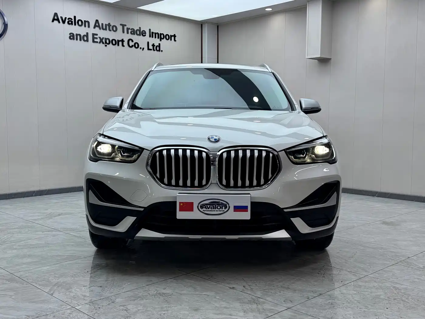 BMW X1 2022 sDrive20Li Fashion фото 2