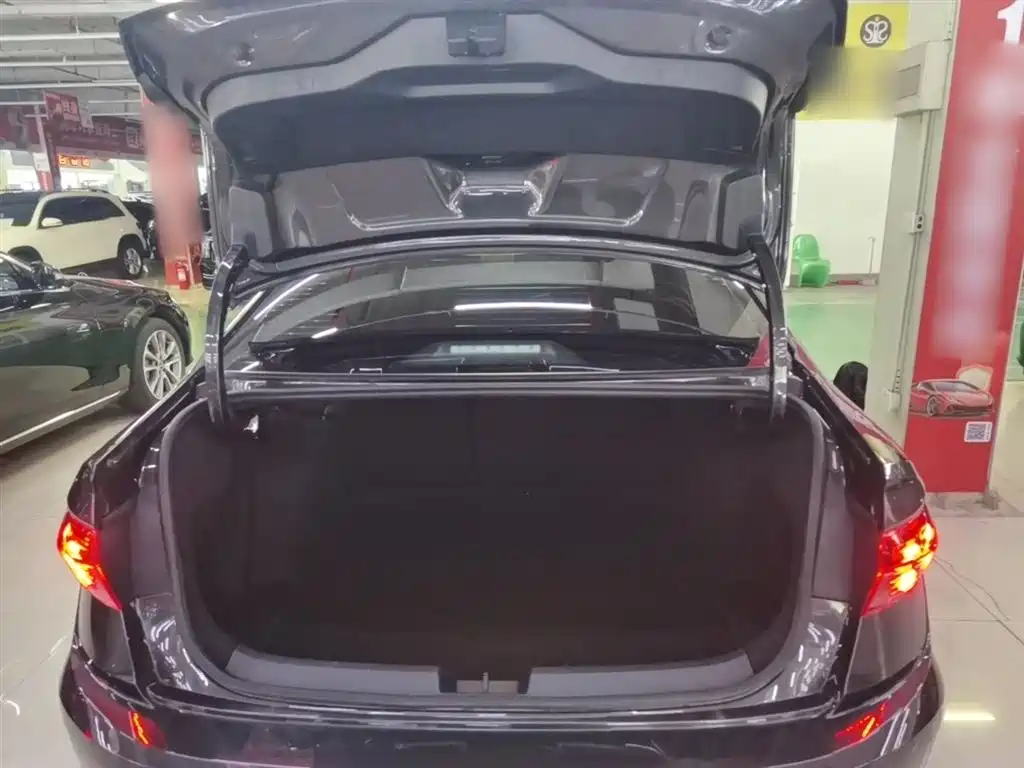 Volkswagen Sagitar 2021 280TSI DSG Comfort Smart Connect Edition фото 19