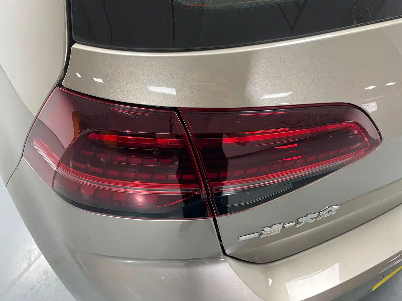 Volkswagen Golf 2018 230TSI Automatic Luxury фото 18