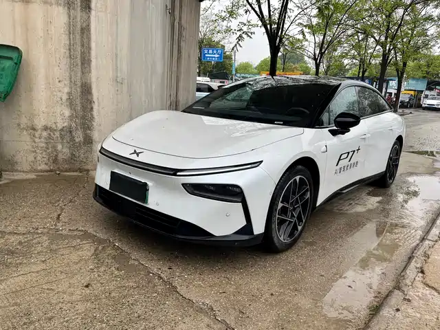xiaopeng p7+