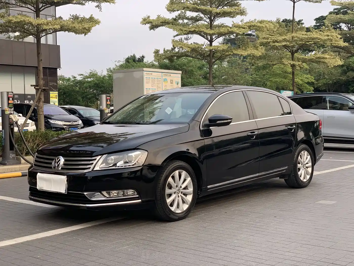 Volkswagen Magotan 2015 Facelift 1.8TSI Luxury