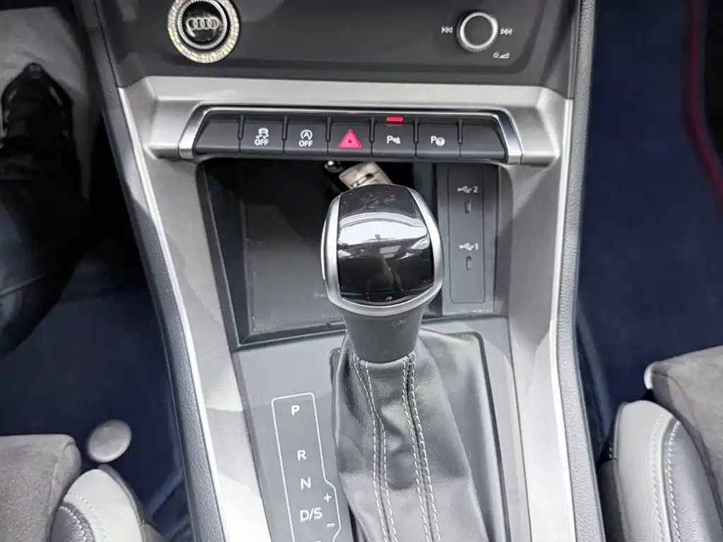 Audi Q3 2022 35 TFSI Fashion Dynamic фото 10