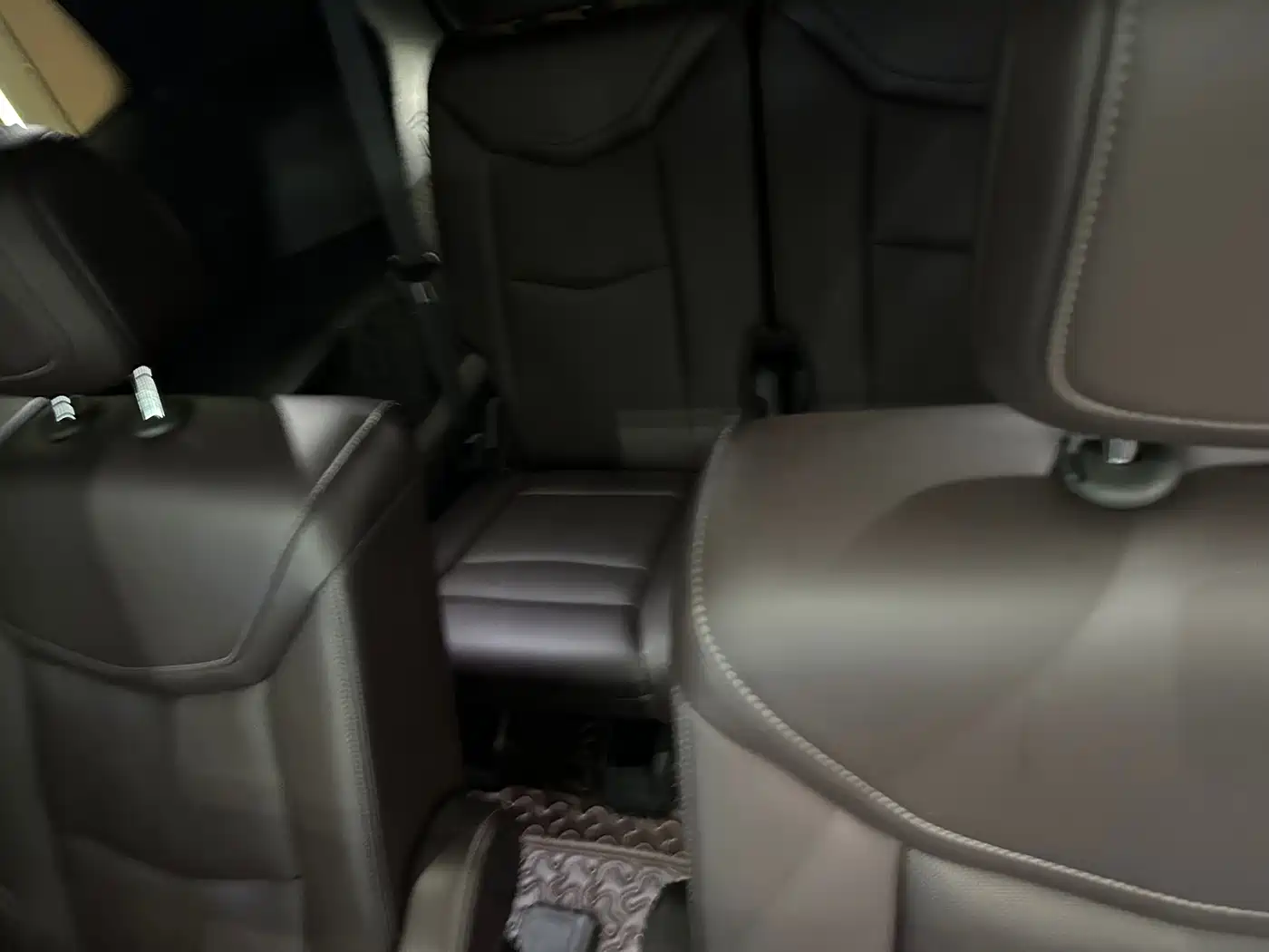 Фото 10 - Cadillac XT6