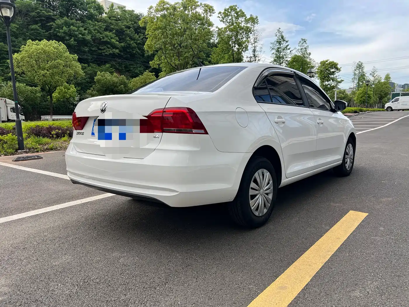 Volkswagen Santana 2021 1.5L Automatic Comfort Edition фото 4