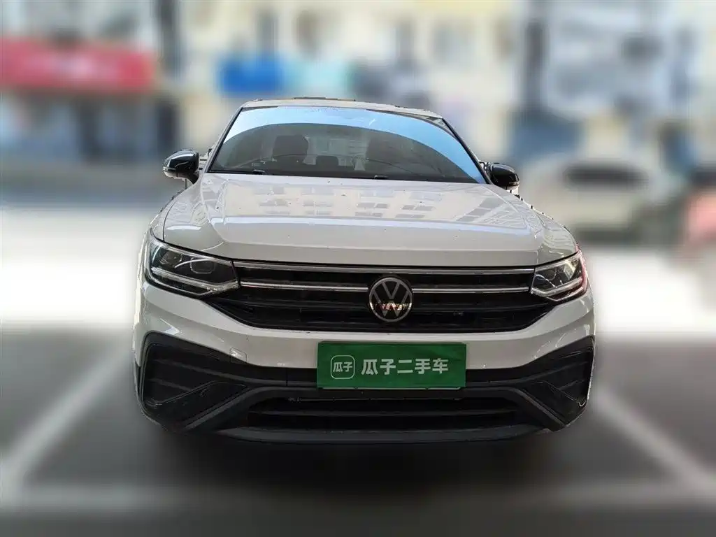 Volkswagen Tiguan L 2025 Model 300TSI Auto 2WD Dragon Edition фото 2