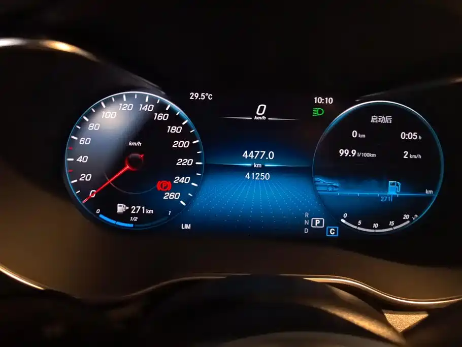 Mercedes-Benz GLC Coupe 2022 Facelift GLC 260 4MATIC Coupe SUV фото 14