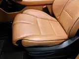 Photo 24 - Lincoln Aviator