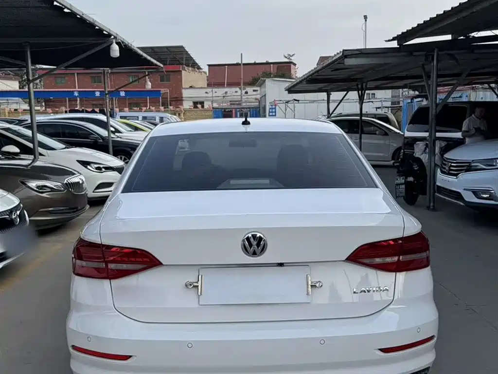 Volkswagen Lavida 2018 1.5L Automatic Comfort Version China V фото 25
