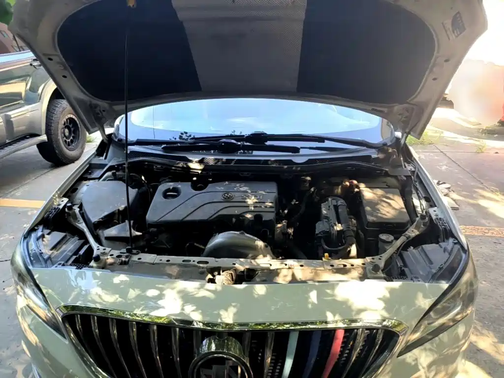 Фото 20 - Buick Verano