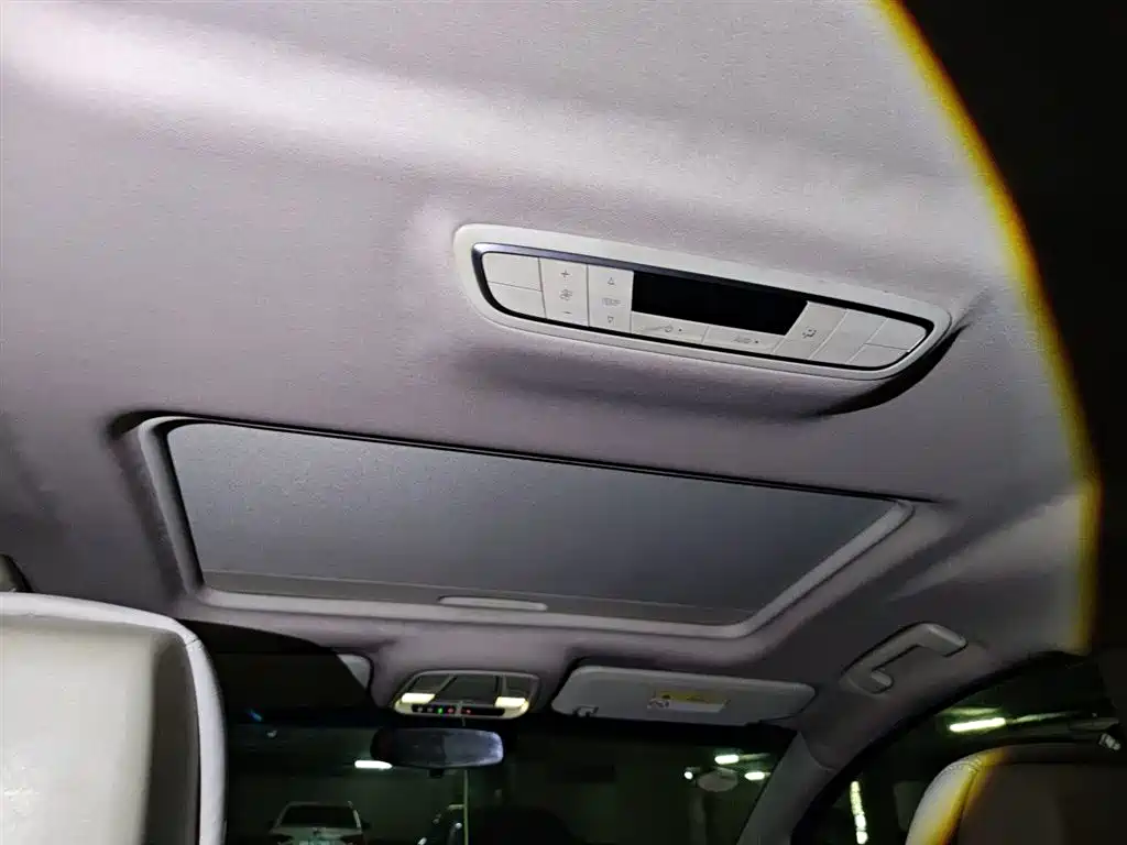Buick GL8 2017 ES 28T Comfort Type China V фото 14