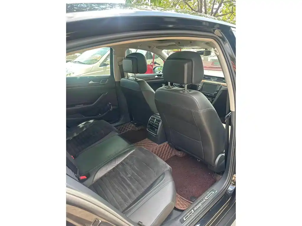 Фото 6 - Volkswagen Magotan