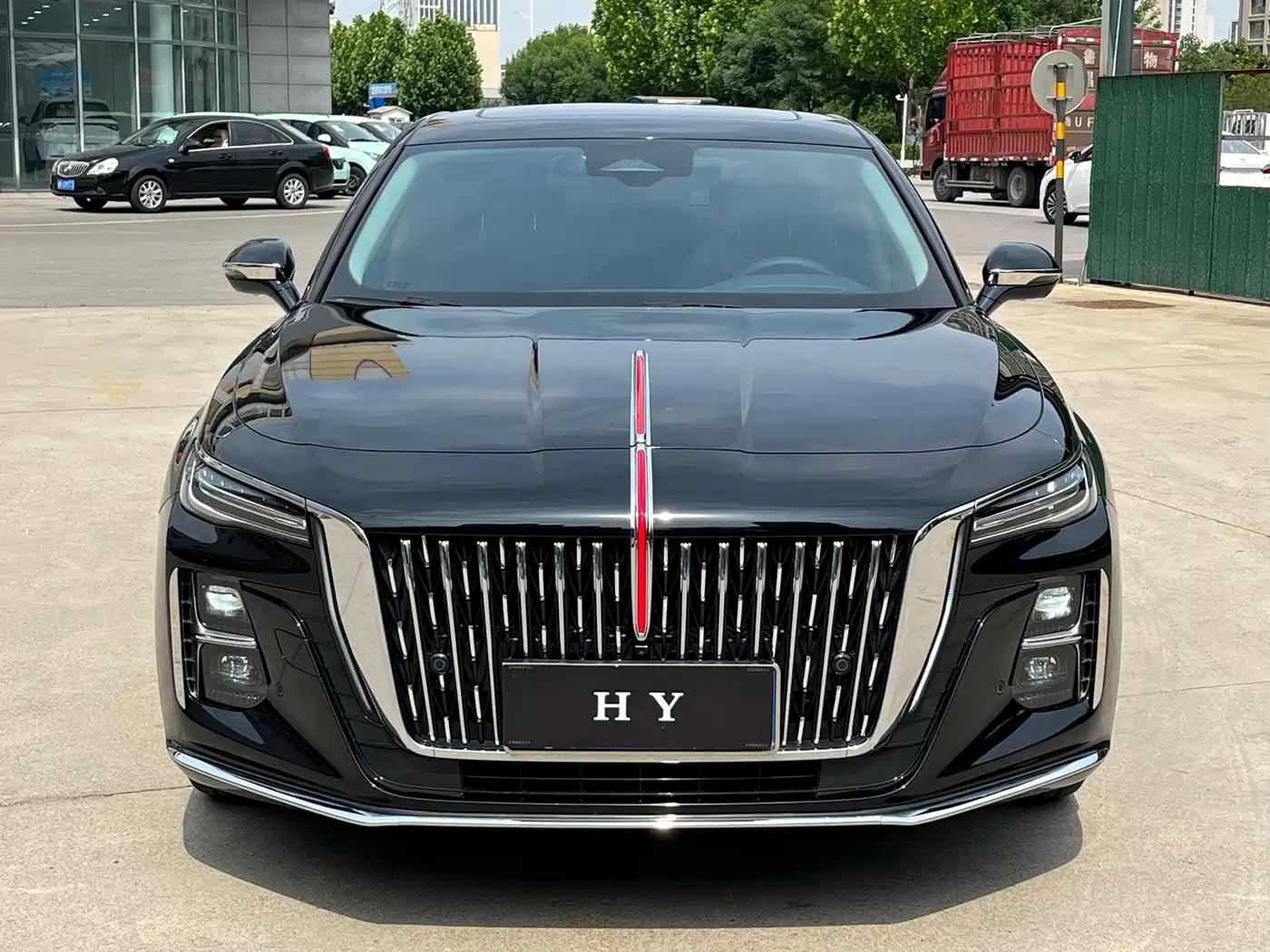 Hongqi H5 2024 2.0T Automatic Smart Connect Flag Smooth Edition фото 9