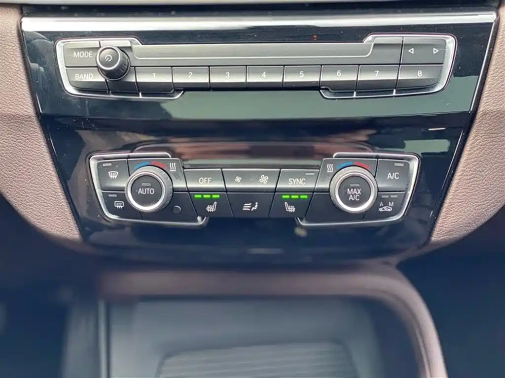 BMW X1 2021 Facelift sDrive25Li Leading фото 6