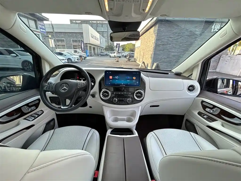 Mercedes-Benz Vito 2021 2.0T Business Edition 7-seater фото 11