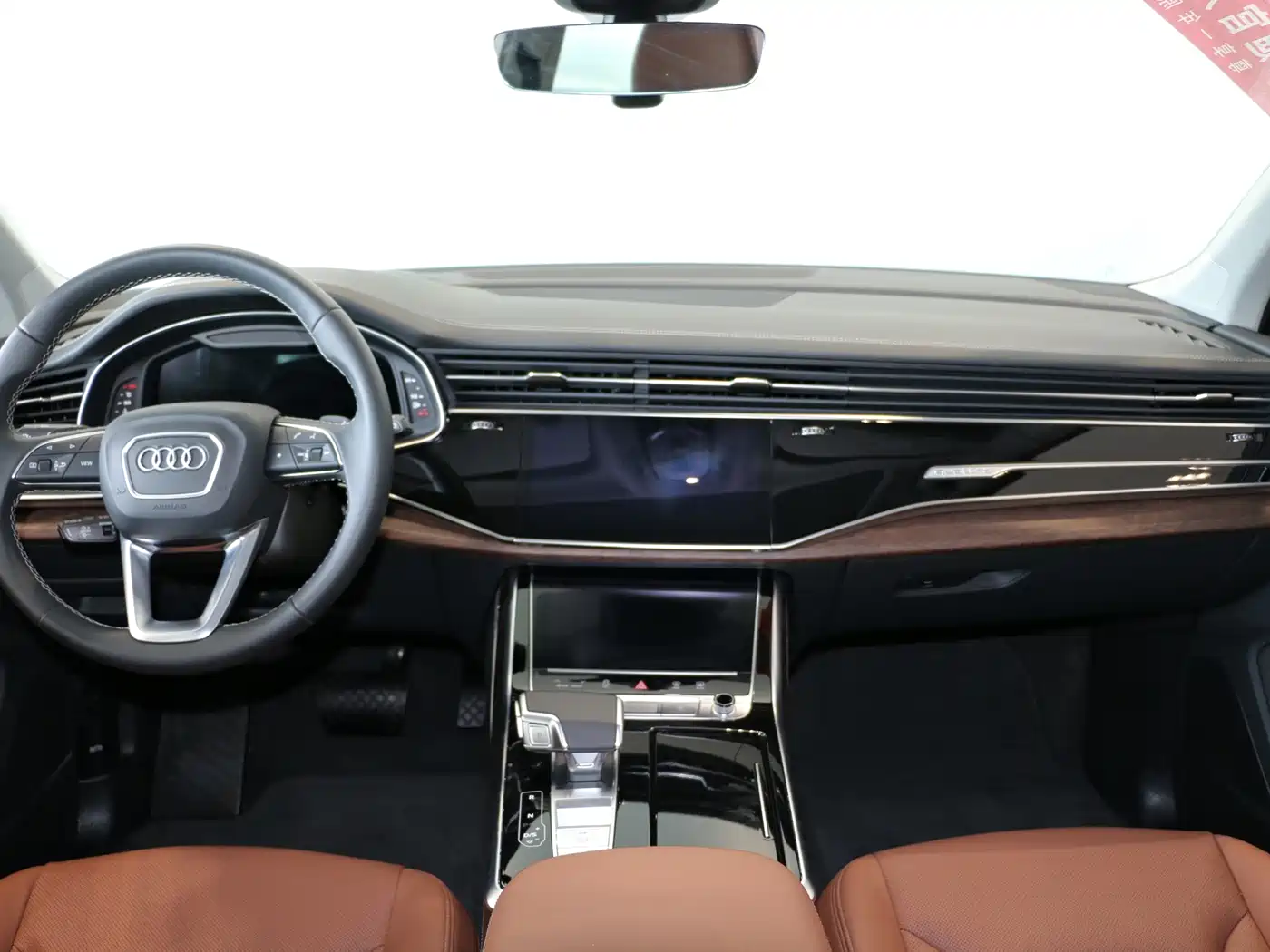 Audi Q7 2025 2025 55 TFSI quattro S line Sport